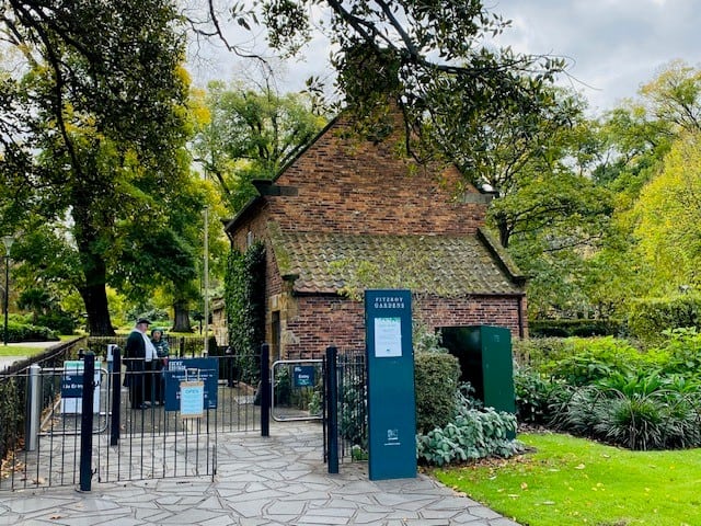 Captain Cook's cottage in Fitzroy Gardens